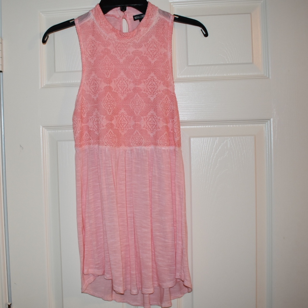 Dillard's/Miss Chievous Pink High Neck Top